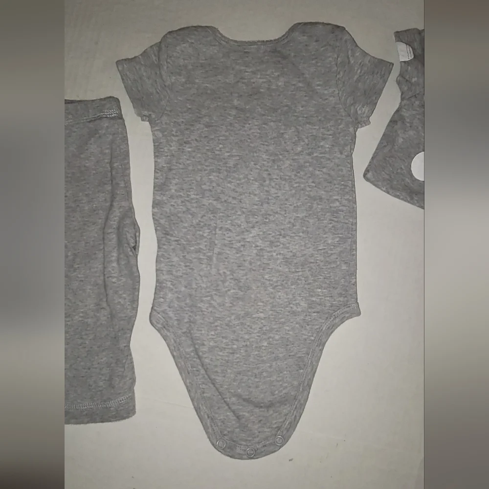 3 set Carters gray onesie  polka dot flamingo